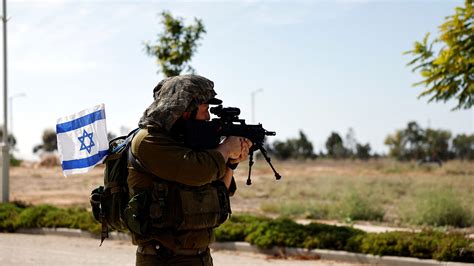 İsrail, Lübnan Hizbullah’ına ait “hedefleri” vurdu